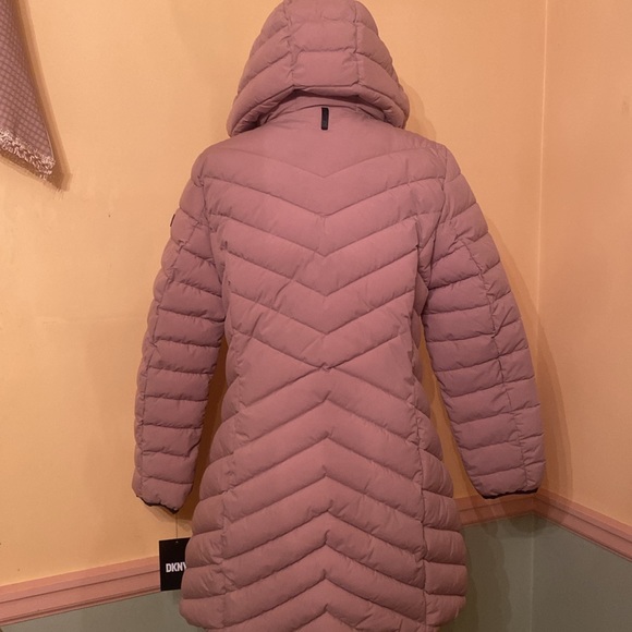 DKNY WOMEN’S BIB FRONT LIGHT WEIGHT PUFFER COAT NWT - Picture 3 of 16